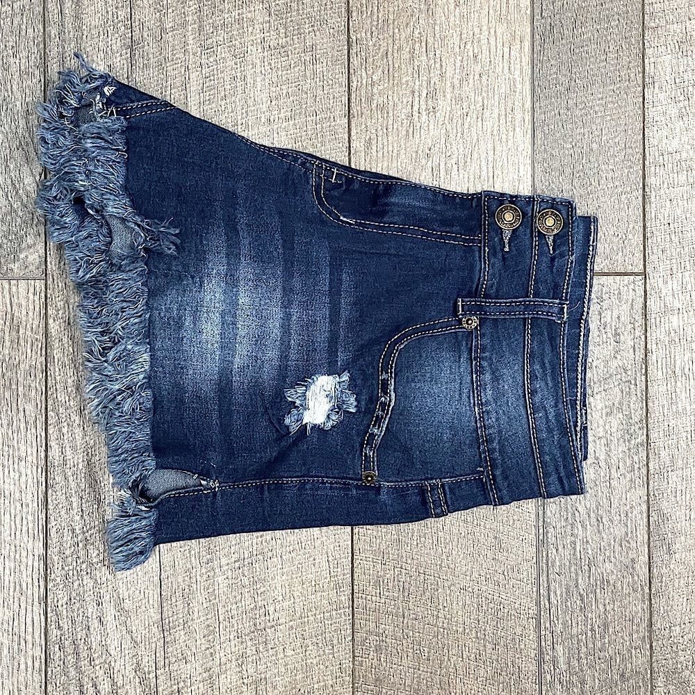 Brand New in Packaging. Cut Off Denim Jean Shorts for Women. - Picture 5 of 8